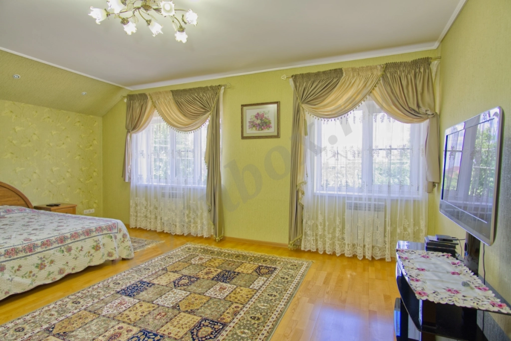 Дом, 228 м², Поселения (ИЖС), 6 сот