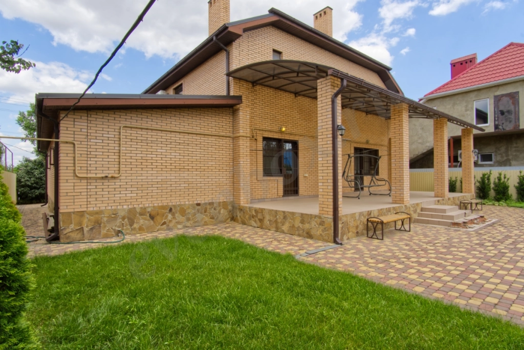 Дом, 228 м², Поселения (ИЖС), 6 сот