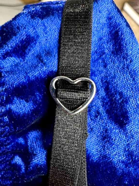 Синие Бархатные Трусики на низкой посадке 𝐒𝐭𝐲𝐥𝐢𝐬𝐡 𝐃𝐫𝐚𝐠𝐨𝐧