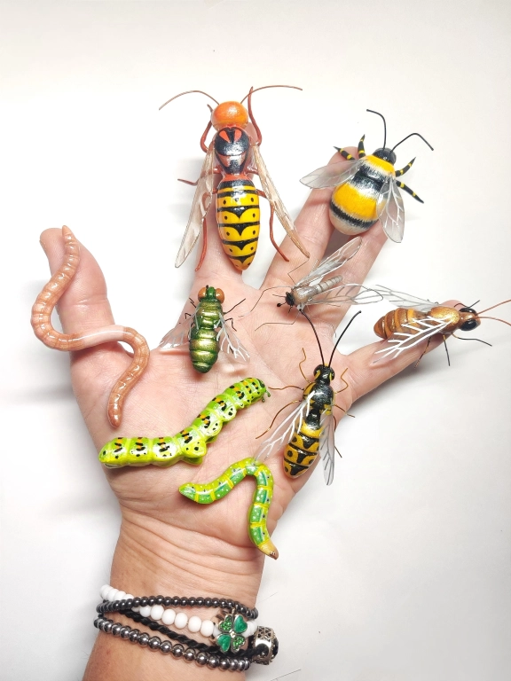 Жуки и другие насекомые. Фигурки.