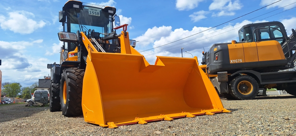 Фронтальный погрузчик Rantex ZL20