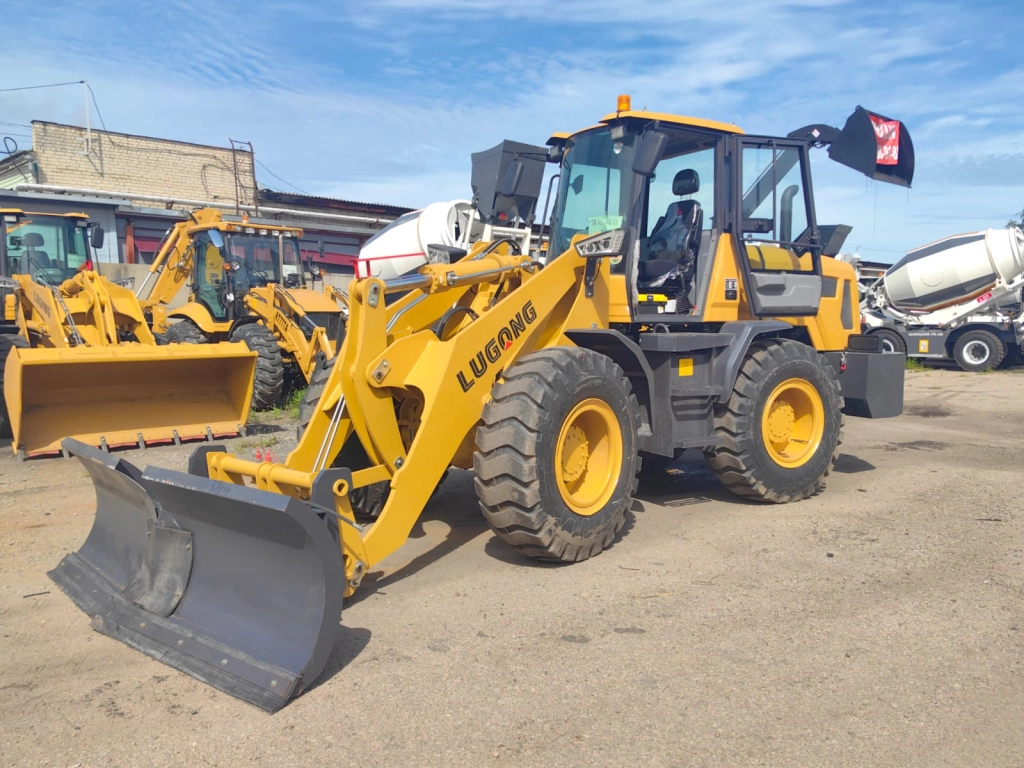 Фронтальный погрузчик Lugong Lg946L