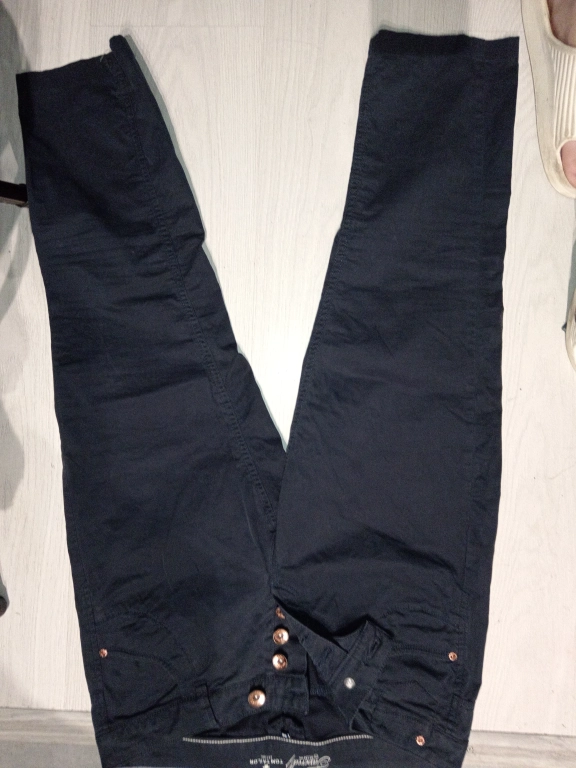 Брюки. Tom Tailor отдам