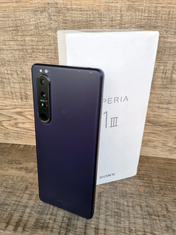 Sony Xperia 1 III (SOG03)