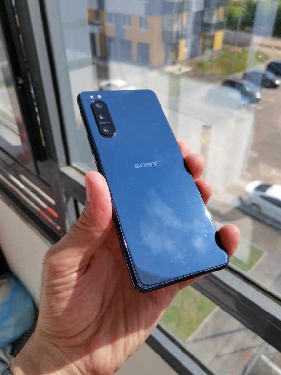 Sony Xperia 5 II 5G (SOG02)