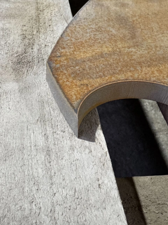 Гидроабразивная резка металла