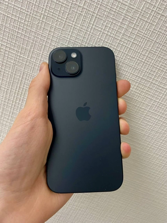 IPhone 15 | 128 ГБ | Черный - Как новый!