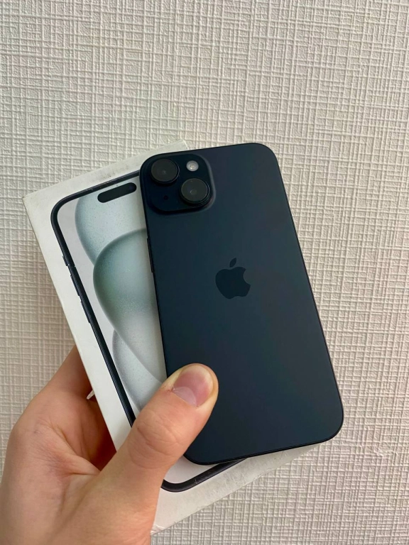 IPhone 15 | 128 ГБ | Черный - Как новый!