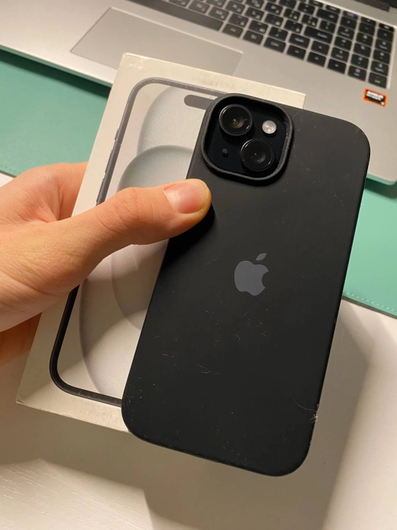 IPhone 15 | 128 ГБ | Черный - Как новый!
