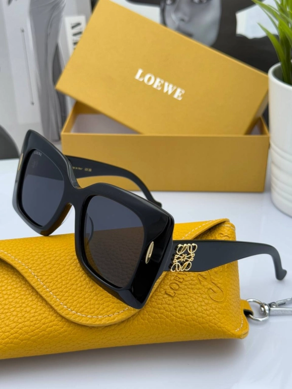 Очки Loewe