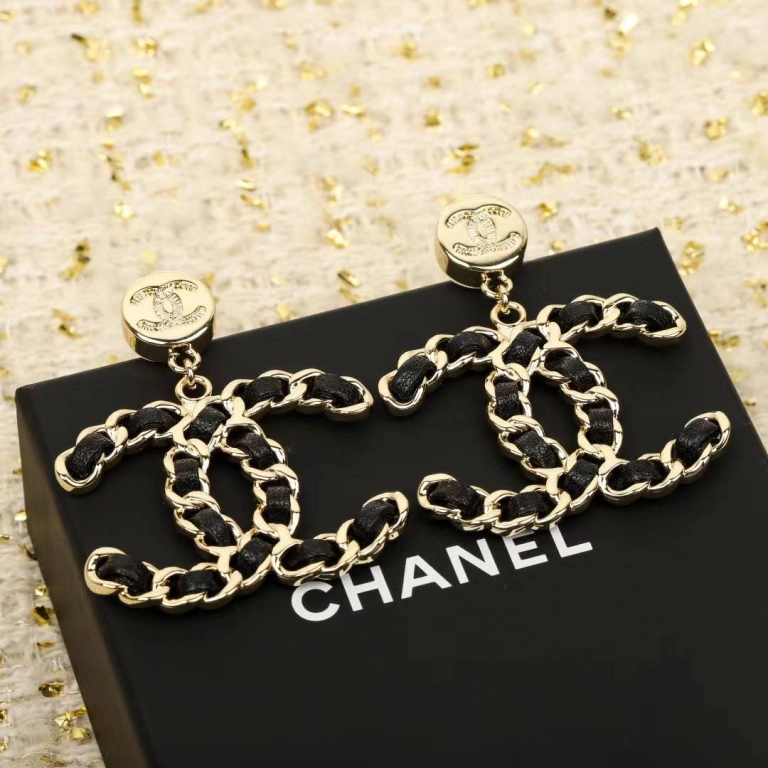 Серьги Chanel