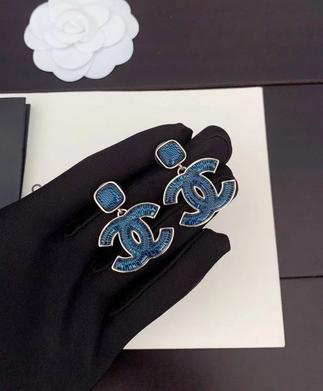 Серьги Chanel