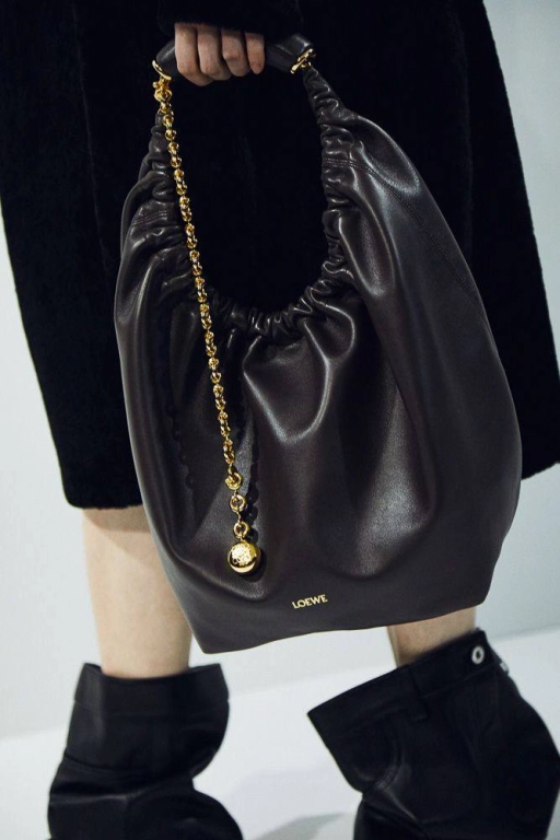Сумка Loewe Squeeze