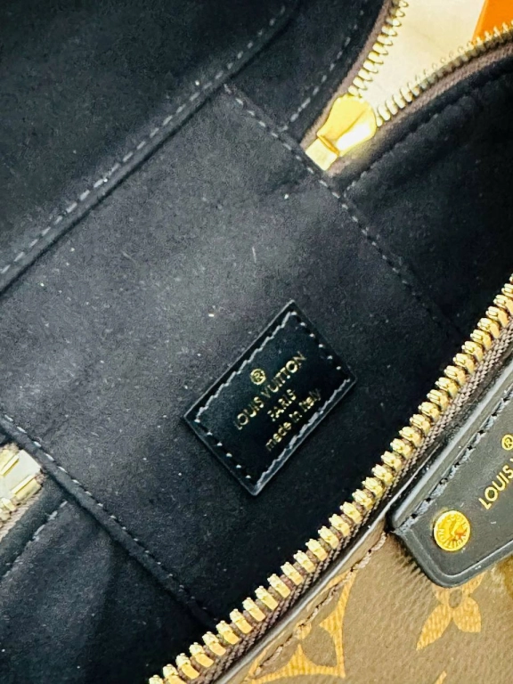 Сумка Louis Vuitton Vanity Chain Коричневая