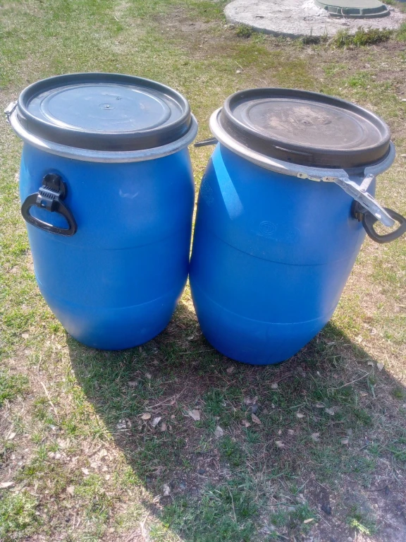 Бочки пластиковые.