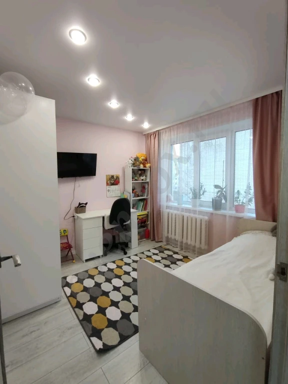 Квартира, 3 комнаты, 49.5 м², Собственник