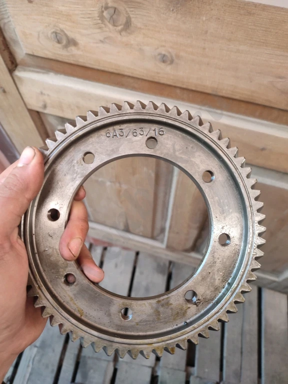 Вторая пара и шестерня  ведомая