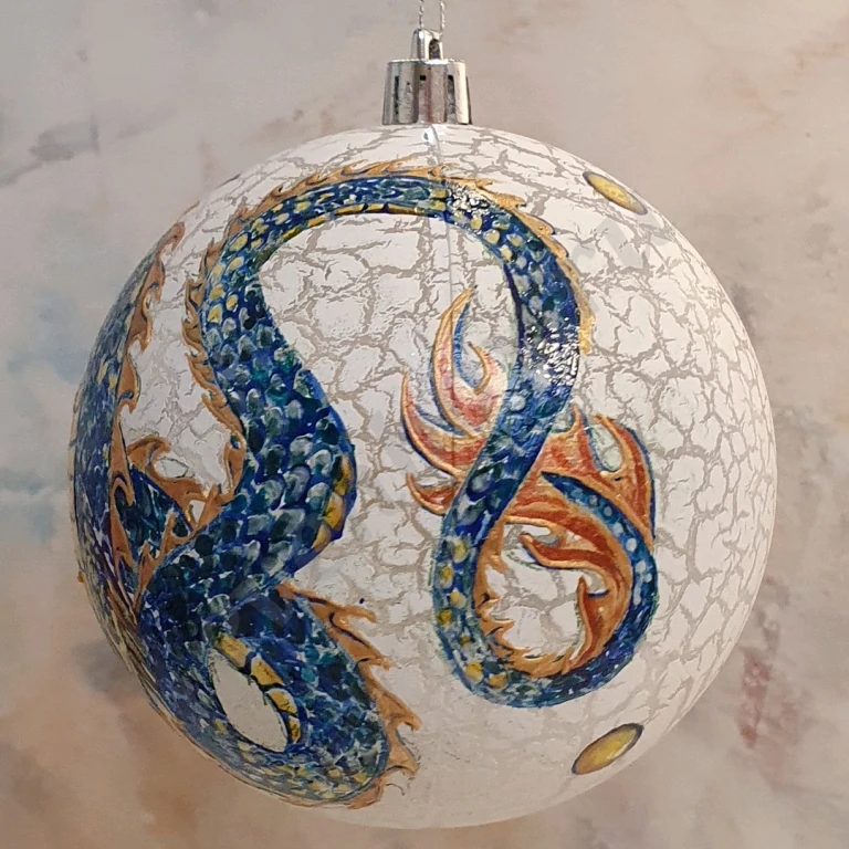 Елочный шар ручной работы Дракон