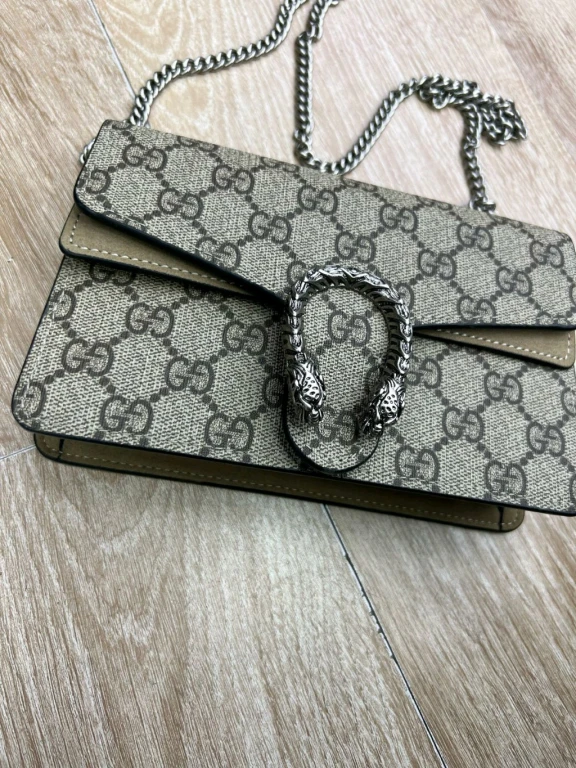 Сумка Gucci Dionysus.