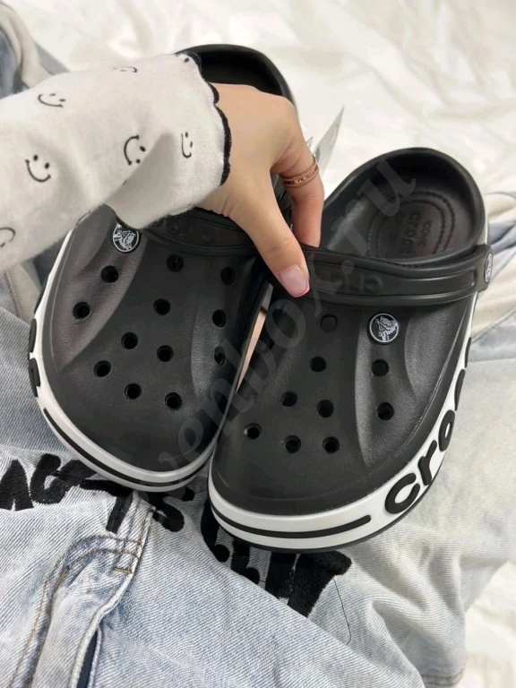 Crocs