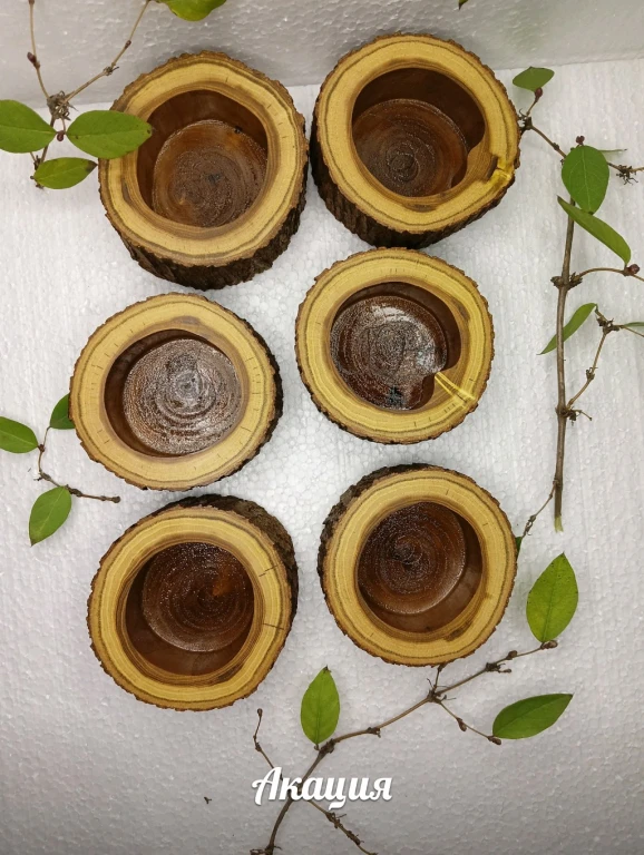 Подсвечники из дерева