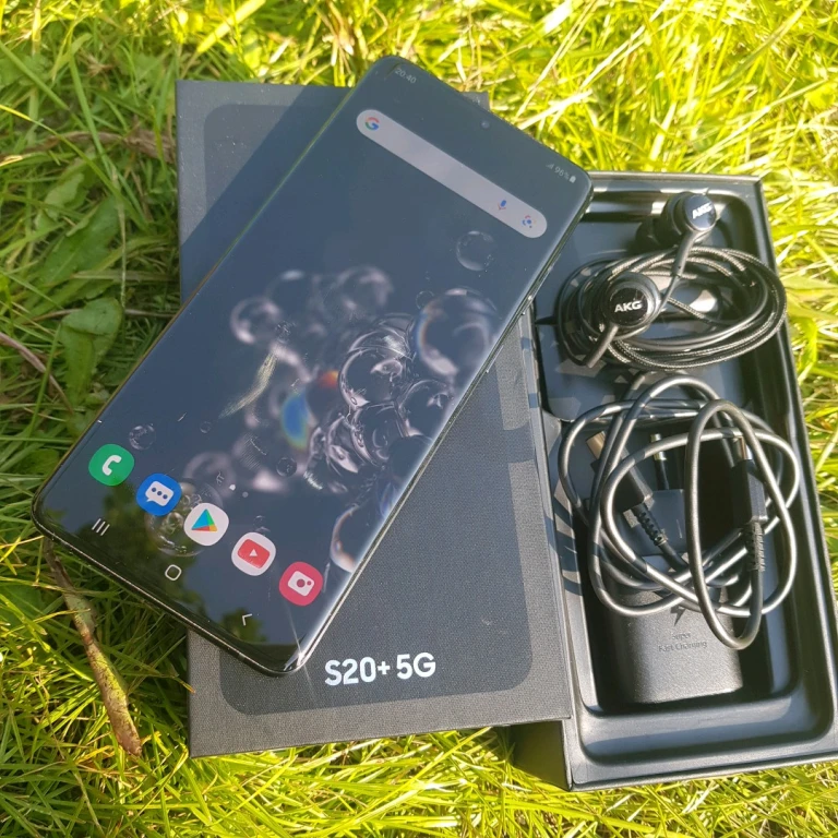 Samsung Galaxy S20+ 5G (Snapdragon 865), 12/128 ГБ