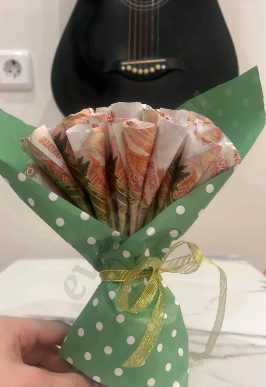 Букет из денег