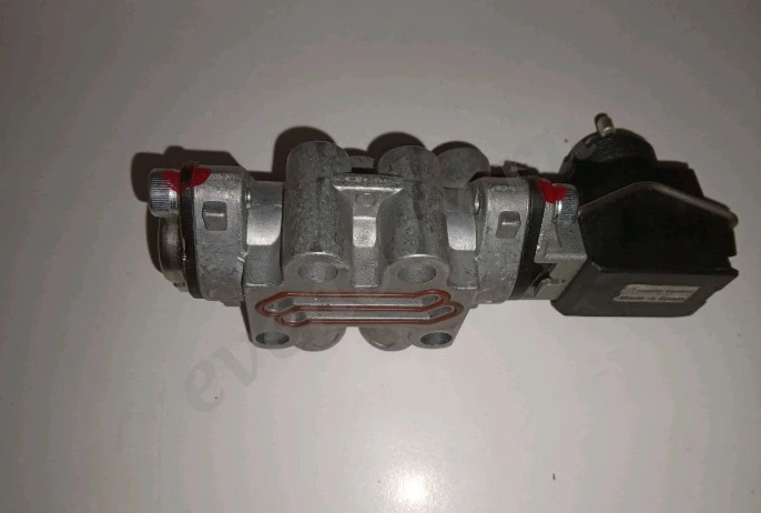 Клапан электромагнитный управления КПП для автомобиля Scania