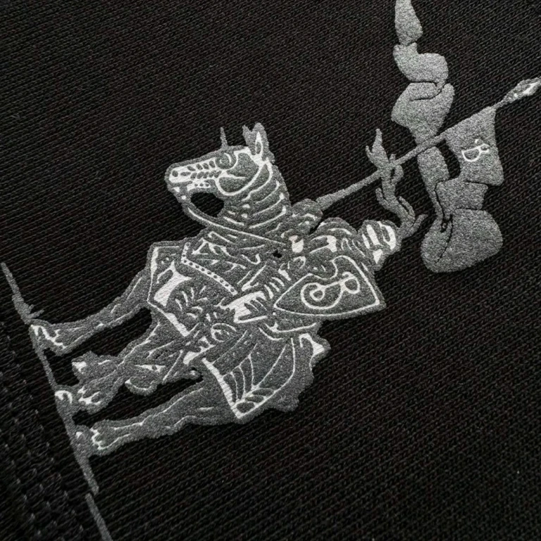 Костюм Burberry.