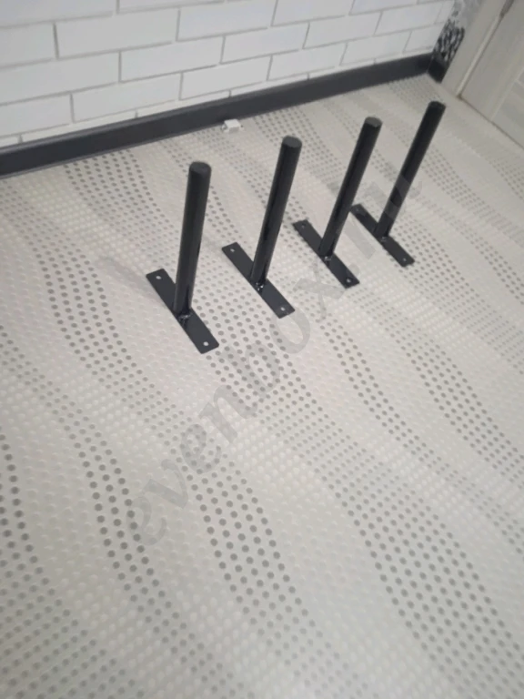 Cтойка для хранения колёс