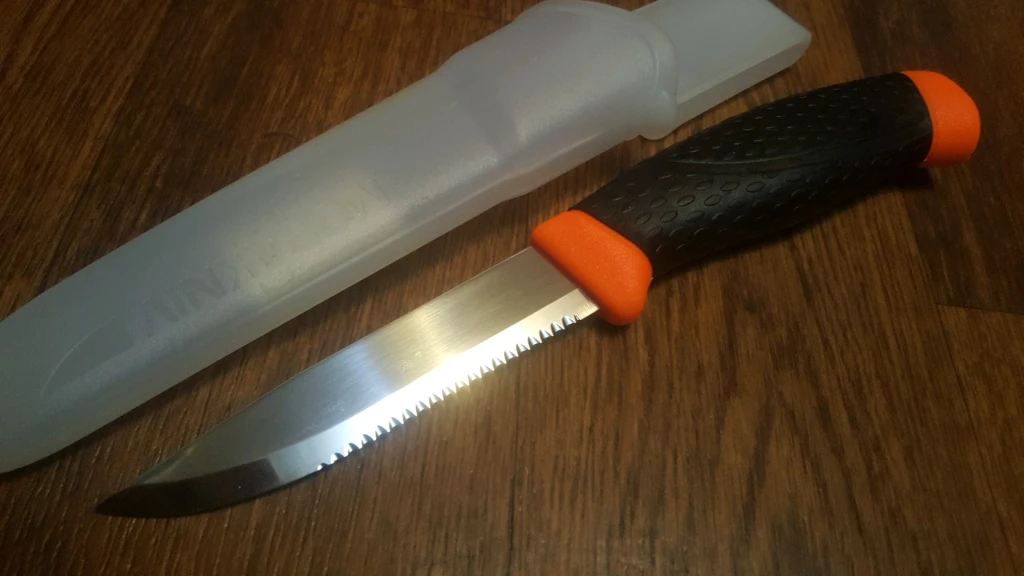 Нож Morakniv Швеция