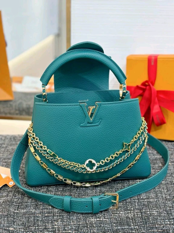 Сумка Louis vuitton оригинал.