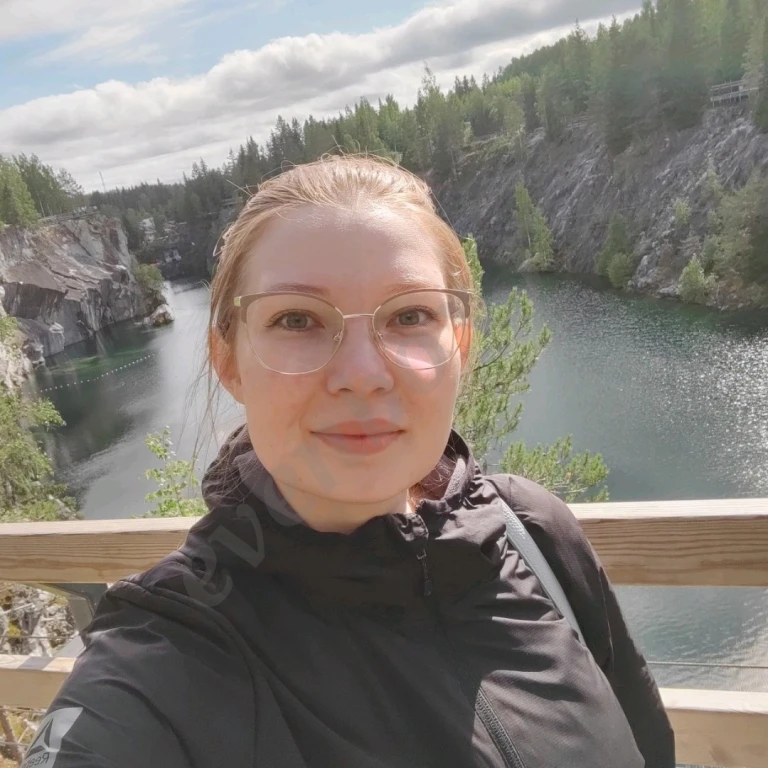 Репетитор по английскому языку с 1 по 8 класс.