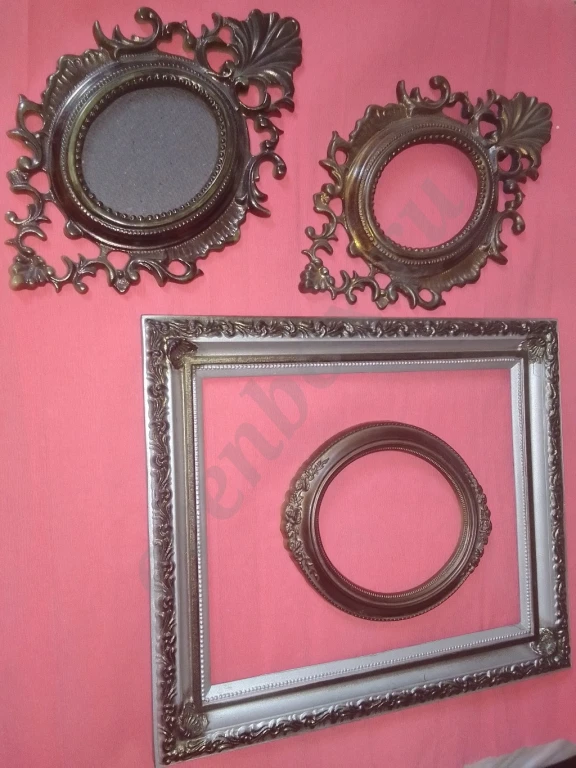 Набор рам для картин ,винтажный