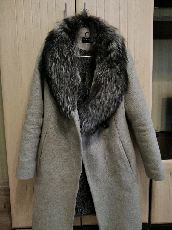 Пальто демисезонное