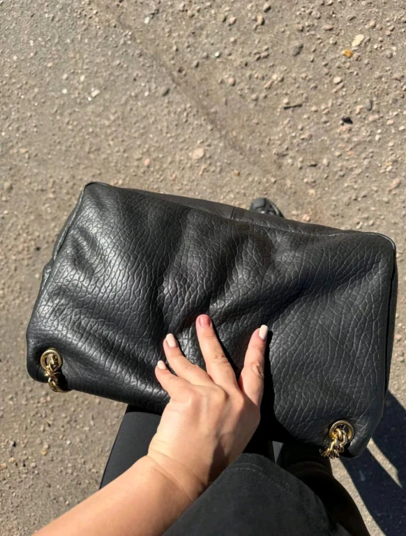 Сумка Saint Laurent оригинал .