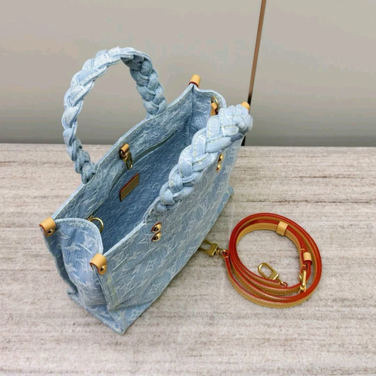 Сумка Louis vuitton