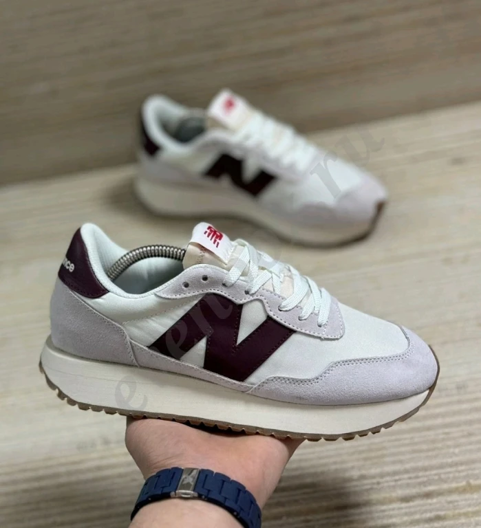 Кроссовки женские new Balance