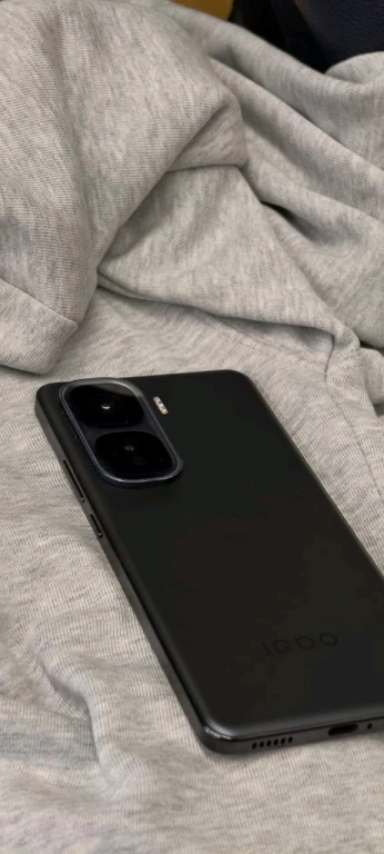 Iqoo neo 10