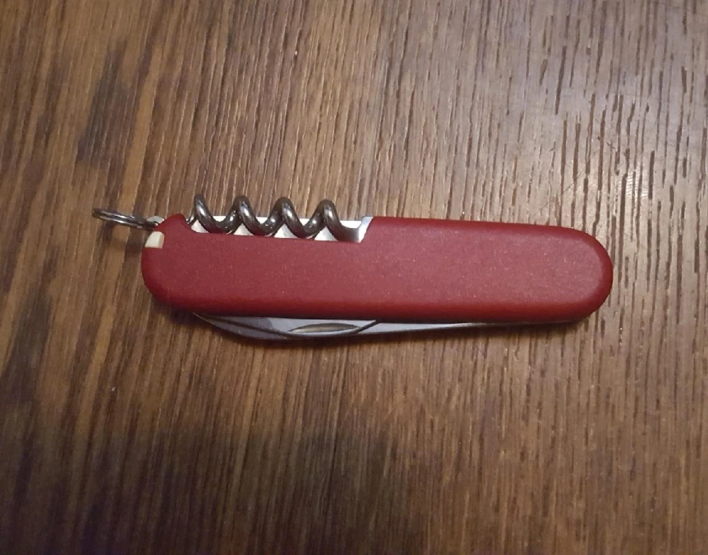 Нож Victorinox Waiter 84мм 9 функций