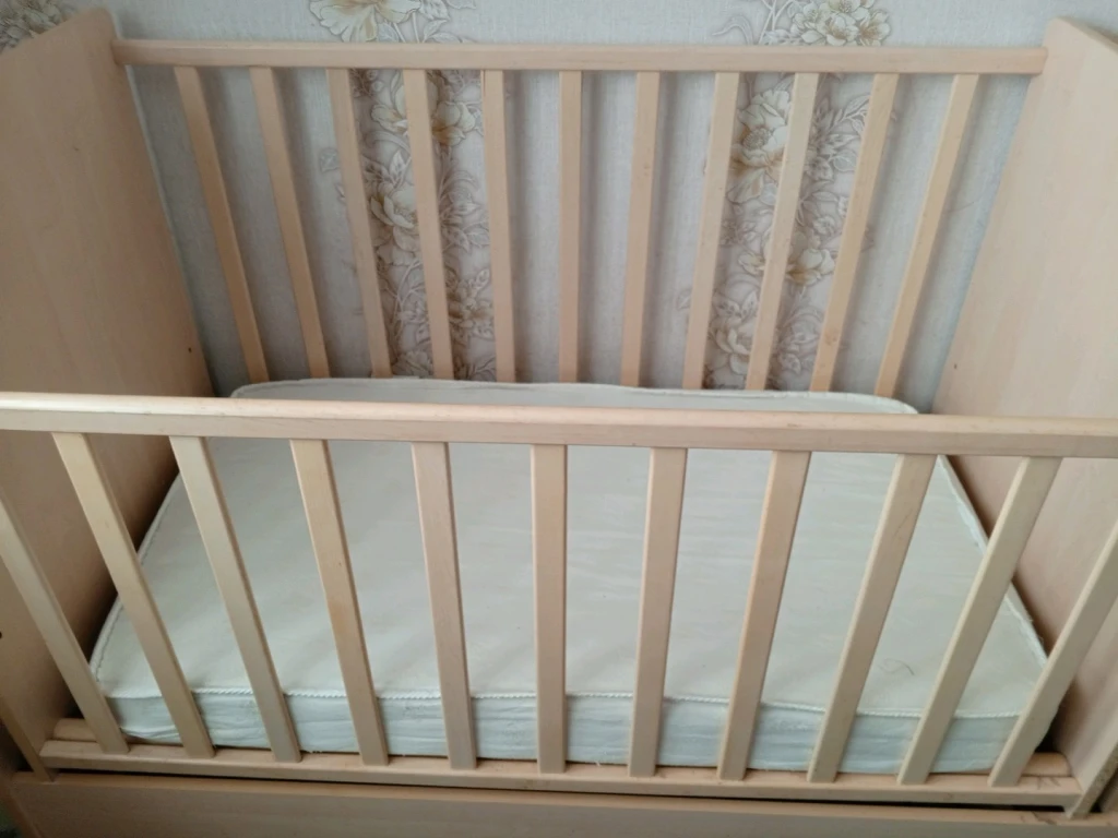 Кроватка маятник