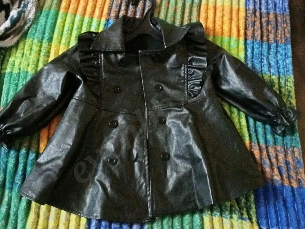 курточка на девочку