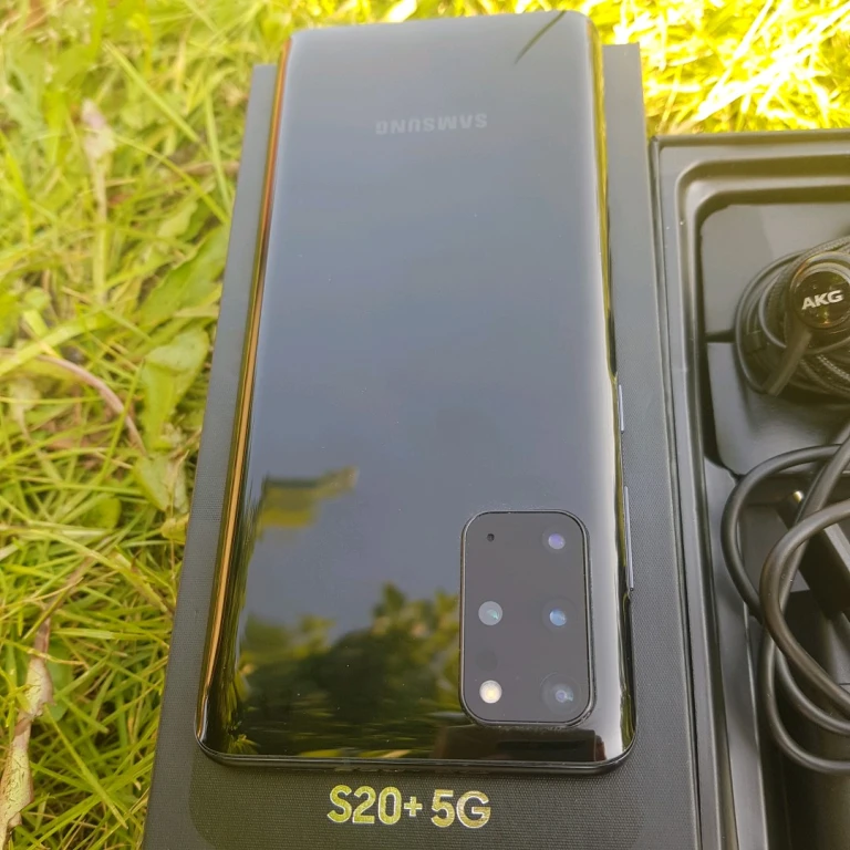 Samsung Galaxy S20+ 5G (Snapdragon 865), 12/128 ГБ