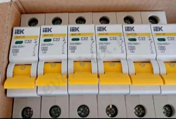 АВТОМАТЫ IEK