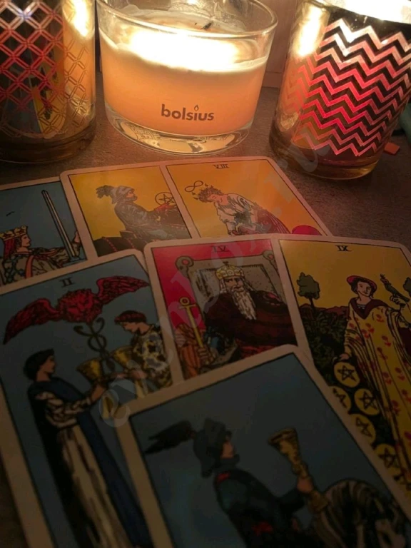 Гадание на картах таро