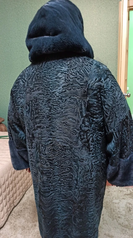 шуба каракуль