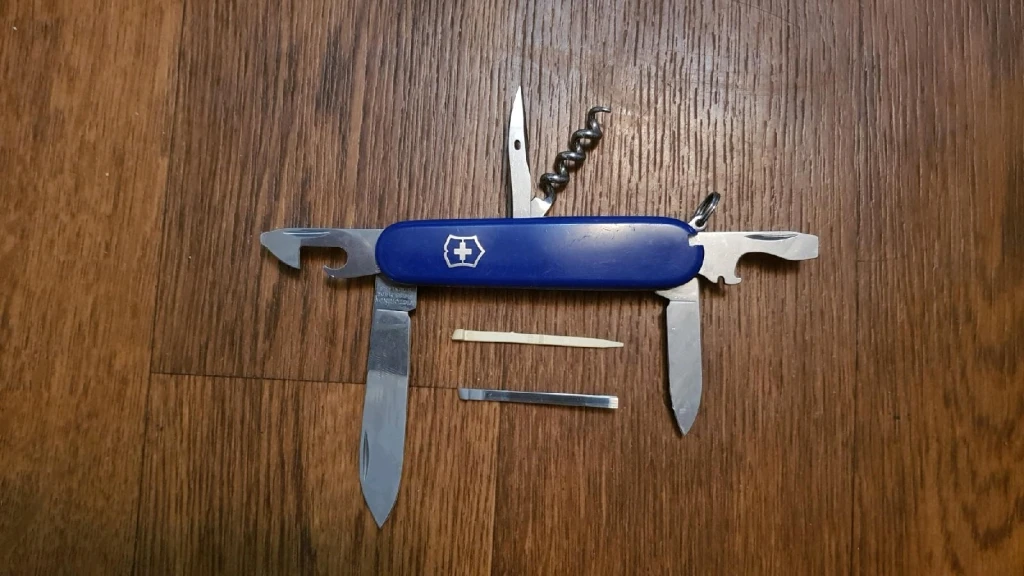 Нож Victorinox Spartan 91 мм 12 функций