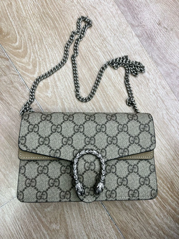 Сумка Gucci Dionysus.