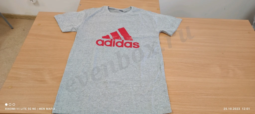 футболки мужские и женские