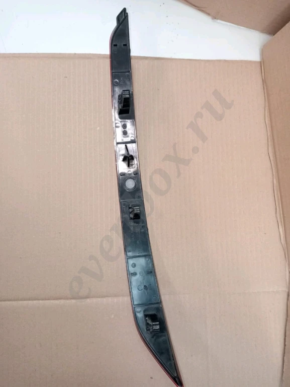 Катафот в задний бампер правый для Skoda Rapid